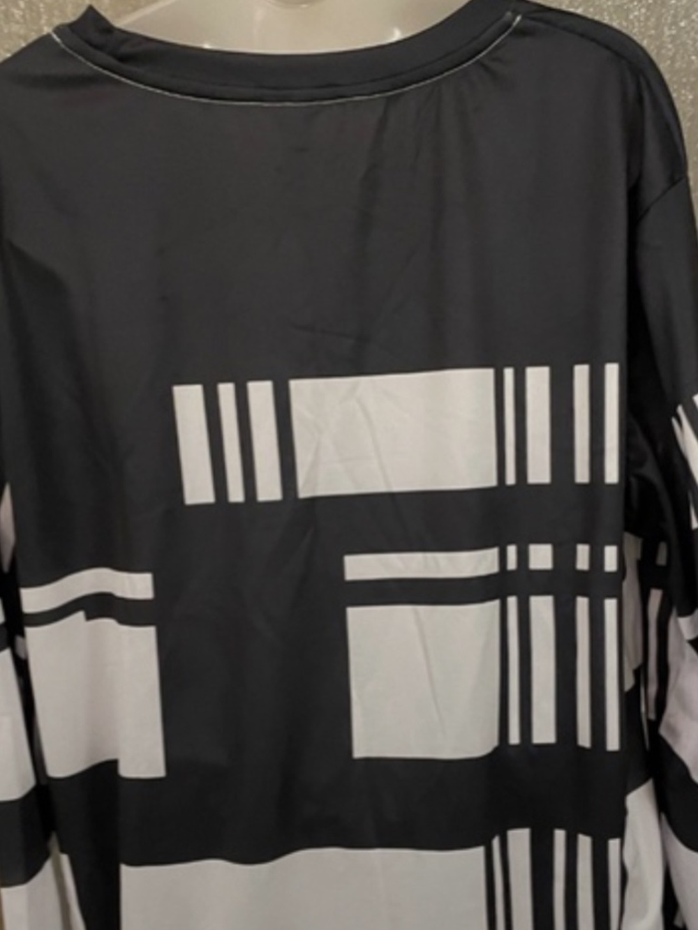 Woman’s tunic, abstract print, Plus size 3x,NWT